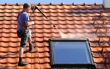roof cleaning Earlston